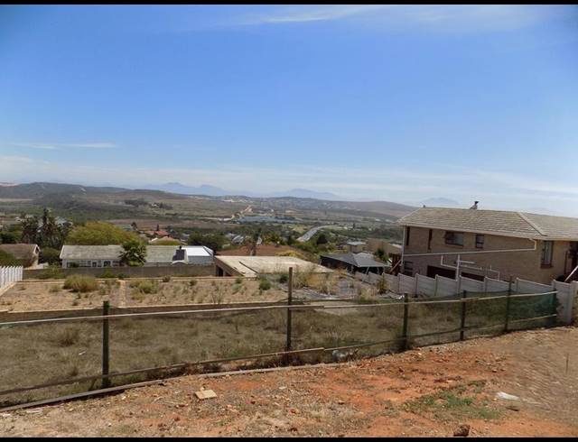 LAND FOR SALE IN HARTENBOS HEUWELS